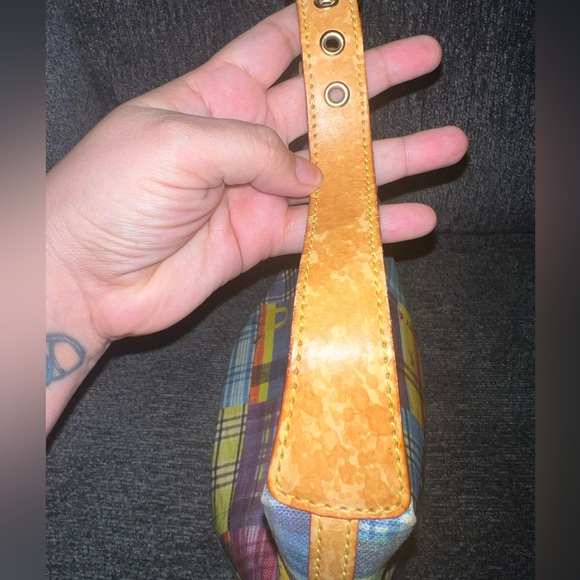 Dooney & Bourke Bag 🩷🔥 - Picture 3 of 9